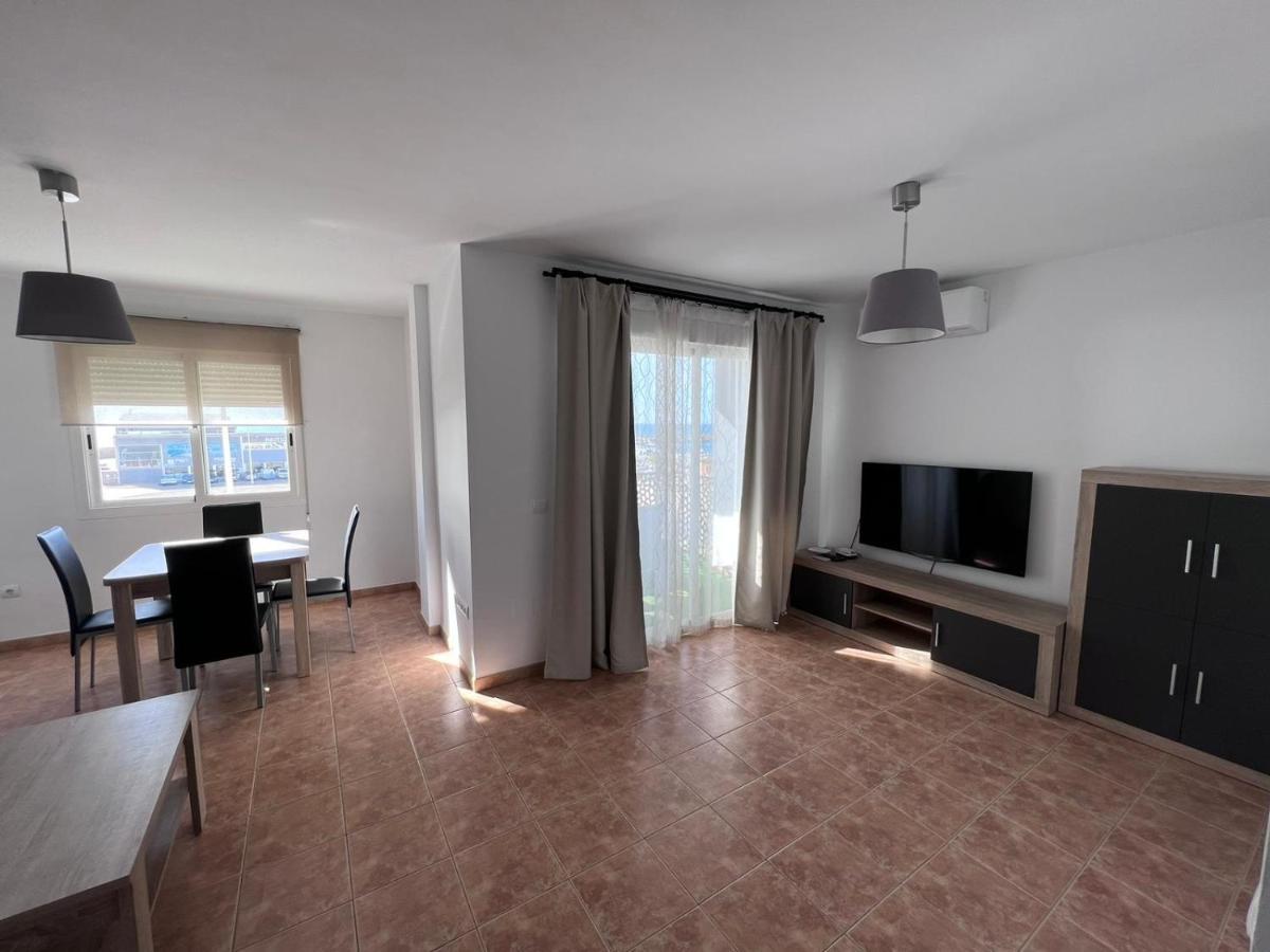 Apartamentos La Caleta Caleta De Velez Buitenkant foto